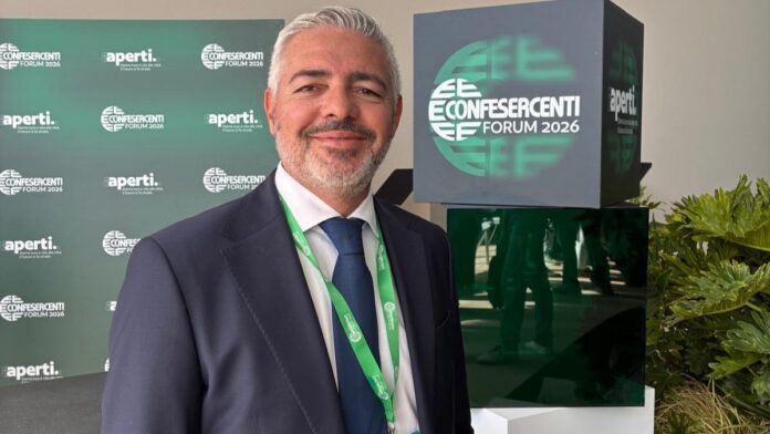 Flavio Convento in Confesercenti durante il Forum 2026 Flavio Convento al Forum Confesercenti 2026