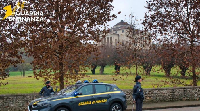 Frode fiscale nell’abbigliamento a Cagliari: sequestro da 160 mila euro e tre partite Iva chiuse Frode fiscale a Cagliari, attività della Guardia di Finanza