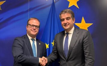 Veneto a Bruxelles, Giacinti presenta social housing, acqua, sanità e materie prime Missione del Veneto a Bruxelles con Filippo Giacinti