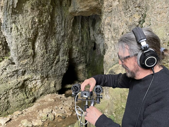 Acqua del Veneto, Joe Schievano registra i suoni in una grotta