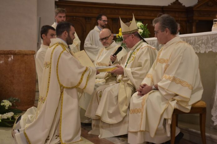 Ordinazione diaconale di Luca Dalla Costa nella chiesa parrocchiale di Chiampo