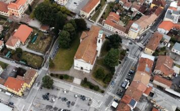 Marano Vicentino, ordine del giorno su legalità e sostegno alle Forze dell’Ordine Ordine del giorno sulla legalità a Marano, veduta aerea del centro di Marano Vicentino