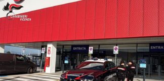 Montecchio Maggiore, arrestato 34enne: contestata una rapina dopo il furto al supermercato rapina al supermercato di Montecchio Maggiore