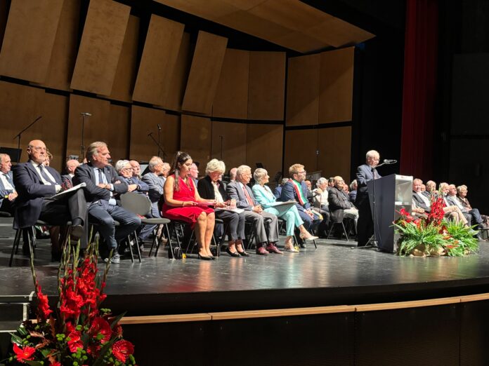 Federico Faggin alla Giornata del Medico di Vicenza: l’intelligenza artificiale non capisce Giornata del Medico di Vicenza al Teatro Comunale con Federico Faggin