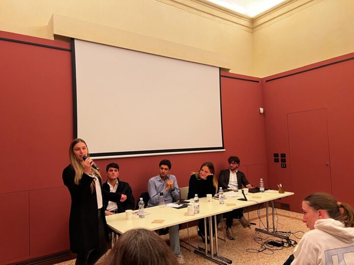 Diritto a restare Diritto a restare