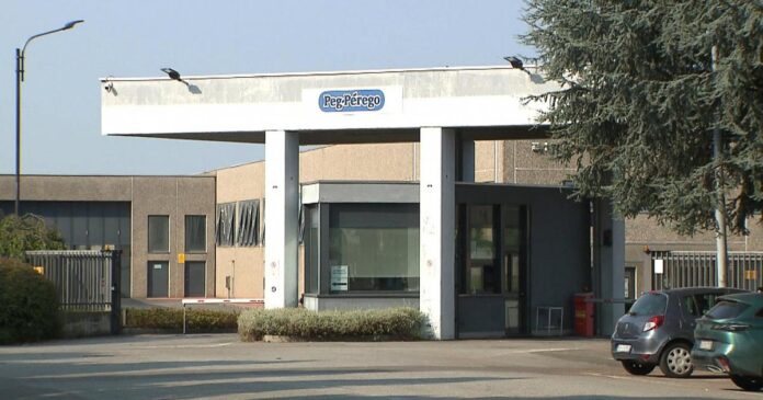 Accordo Peg Perego a San Donà, ingresso dello stabilimento senza persone