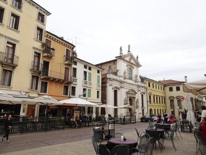 Coin di piazza Castello a Vicenza, Colombara chiede tempi certi su rilancio e lavori Coin di piazza Castello a Vicenza, veduta del centro storico cittadino