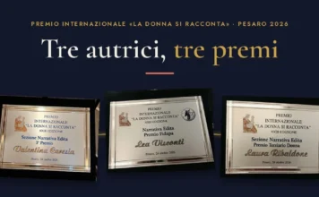 Tre autrici di Poliedricamente Edizioni premiate al concorso “La donna si racconta” 2026 Tre autrici di Poliedricamente Edizioni, le targhe ricevute al premio La donna si racconta 2026
