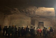 Montecchio Maggiore, ultima apertura annuale delle Priare con visite guidate e pipistrelli Ultima apertura delle Priare, visitatori nel complesso sotterraneo di Montecchio Maggiore