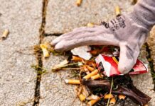 Padova, volontari all’Arcella raccolgono 14.500 mozziconi e 140 chili di rifiuti Raccolta rifiuti all’Arcella, volontari rimuovono mozziconi dalle strade