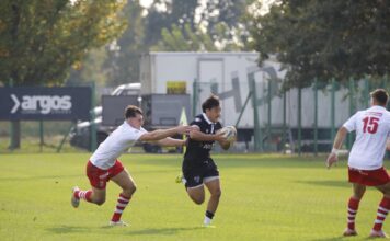 Rangers Vicenza rimonta ma cade 21-17 col Petrarca: un punto bonus all’esordio in Serie A Elite Rangers Vicenza-Petrarca 21-17, azione della partita