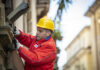 Cornedo Vicentino, nuova rete FiberCop: 35 chilometri di fibra entro giugno 2027 Fibra FiberCop a Cornedo Vicentino, tecnico al lavoro sulla rete