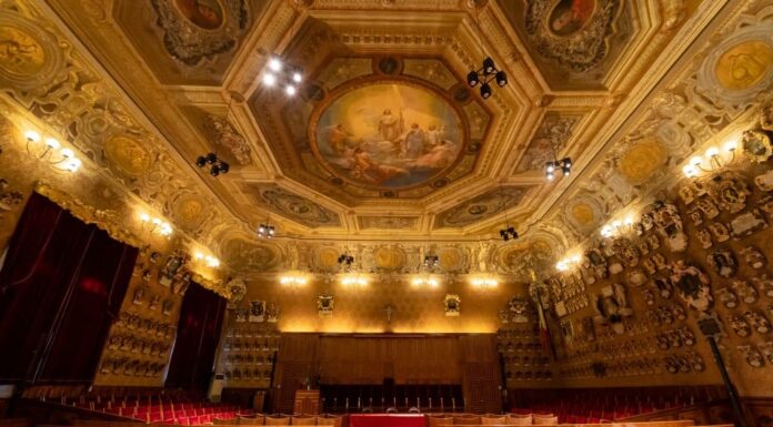 DIGITALmeet a Padova, Giacinti: «L’intelligenza artificiale va governata con una strategia» Intelligenza artificiale nelle imprese, Aula Magna del Palazzo del Bo dell’Università di Padova