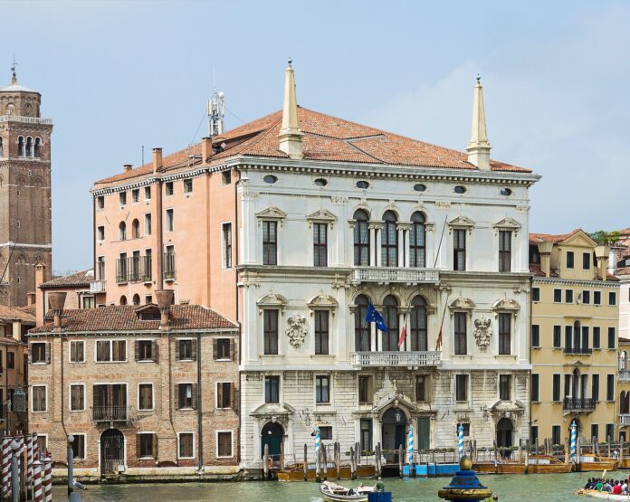 Comuni del Veneto orientale verso il Friuli, Palazzo Balbi sede della Regione