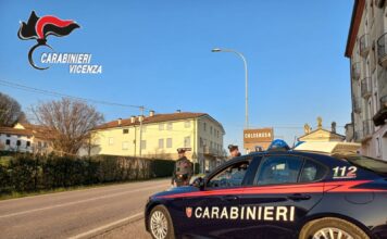 Colceresa, 70enne accoltellato in casa: arrestata una 32enne per tentato omicidio Tentato omicidio a Colceresa, pattuglia dei Carabinieri nel territorio comunale