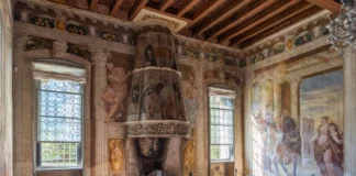 Halloween al Castello di Thiene, Villaggio delle streghe e percorso horror Salem Halloween al Castello di Thiene, una delle sale affrescate della dimora storica