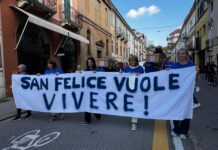 Comitato San Felice in corteo contro le modifiche viabilistiche attuate dall’Amministrazione, al grido: «Il cittadino deve essere ascoltato dalla politica» Comitato San Felice