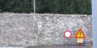 Schio, muro di Santa Maria in Valle ed ex Hotel Eden: FdI chiede verifiche al Comune Schio, verifiche sul muro e sull’ex Hotel Eden: la muratura transennata