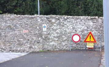 Schio, muro di Santa Maria in Valle ed ex Hotel Eden: FdI chiede verifiche al Comune Schio, verifiche sul muro e sull’ex Hotel Eden: la muratura transennata