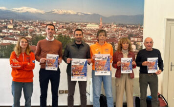 Stravicenza Fast, prima edizione al Parco della Pace: gara veloce su dieci chilometri Stravicenza Fast al Parco della Pace, organizzatori durante la presentazione