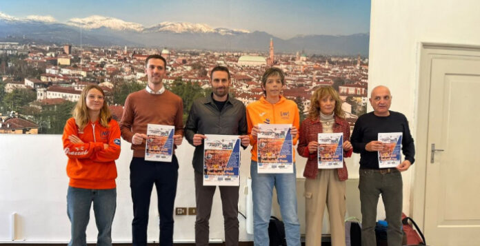 Presentazione della Stravicenza Fast Stravicenza Fast al Parco della Pace, organizzatori durante la presentazione