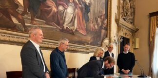 Sindaco si affianca ai comitati per la Tav a Vicenza est: «Lavoro assieme per chiedere a RFI e Ministero di valutare ambito stazione o opzione 0» Tav a Vicenza est