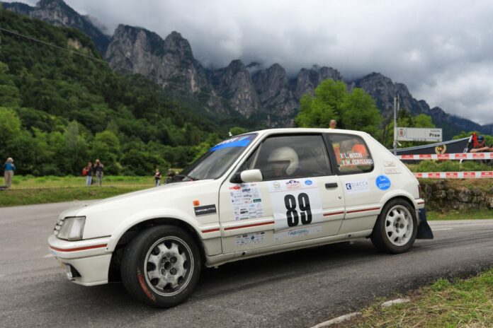 Team Bassano nelle quattro gare Team Bassano nelle quattro gare, Peugeot 205 impegnata in una prova di rally