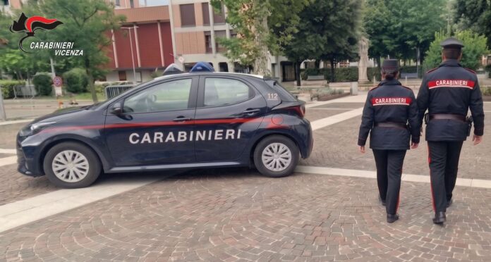 Arzignano, lite al parco e ferimento con un coltello: ventenne denunciato dai Carabinieri ferimento con coltello ad Arzignano