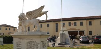 Uso delle basi militari Usa in Italia, Meloni: “Se richiesto, decideremo con Parlamento”. Vicenza: warning lanciato da ViPiù raccolto da Possamai Basi Usa, caserma Ederle, interno (foto di Dania Ceragioli)