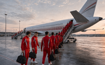 Per il L.R. Vicenza inizia l’avventura in B, attesa per i derby. Si torna a volare… in aereo Vicenza Calcio in partenza per una lunga trasferta di Serie B (immagine AI con prmpt Vipiu.it)