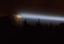 Un raggio di memoria, una luce di pace dal Pasubio visibile da Monte Berico a Vicenza: emozioni dalla serata del 7 settembre La magia del Pasubio illuminato (foto di Barbara Stoffella)